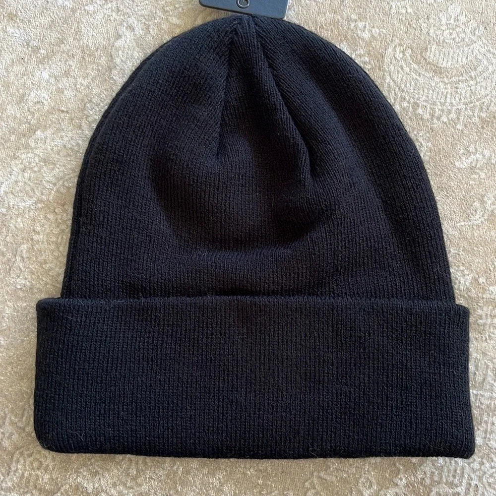 Brand New True Religion Black Knit Beanie Cap Stretch Cuffed Hat Embroidered